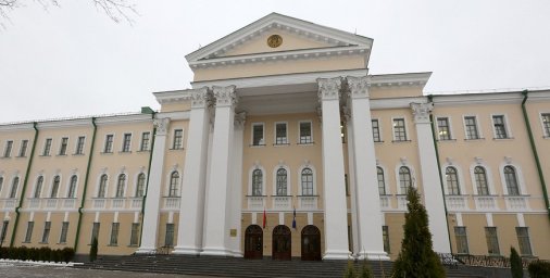 Следователи устанавливают обстоятельства смерти годовалой девочки в Петрикове