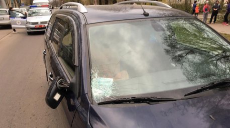 В Бресте подросток попал под машину
