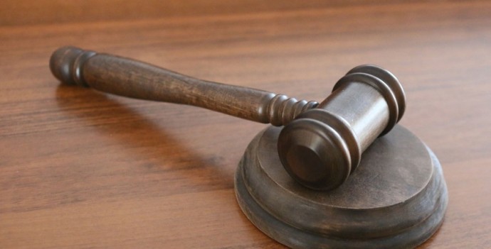 Экс-директор Пружанского завода радиодеталей приговорен к семи годам колонии за взятки