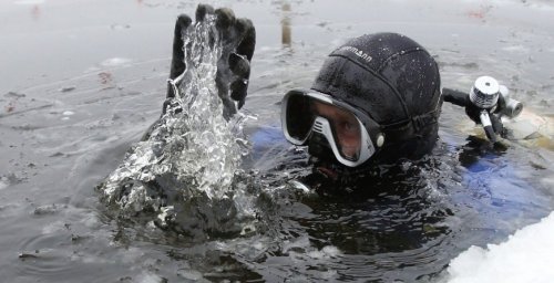 Водолаз погиб во время поисков пропавшего рыбака в Слуцком районе