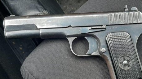 Мужчину с боевым пистолетом ТТ задержали в Витебске