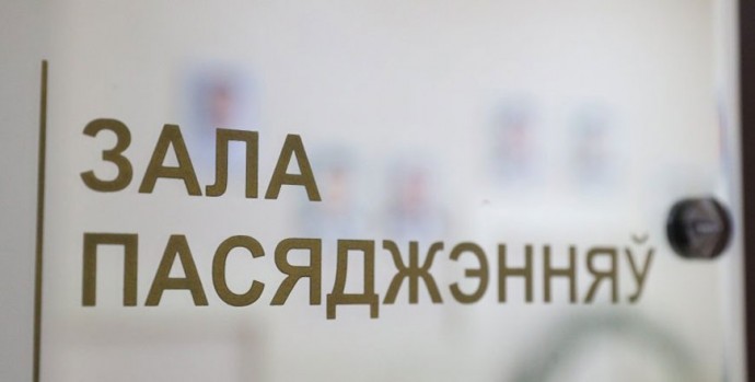 В Зельве суд начнет рассмотрение дела в отношении отца, убившего 4-летнюю дочь
